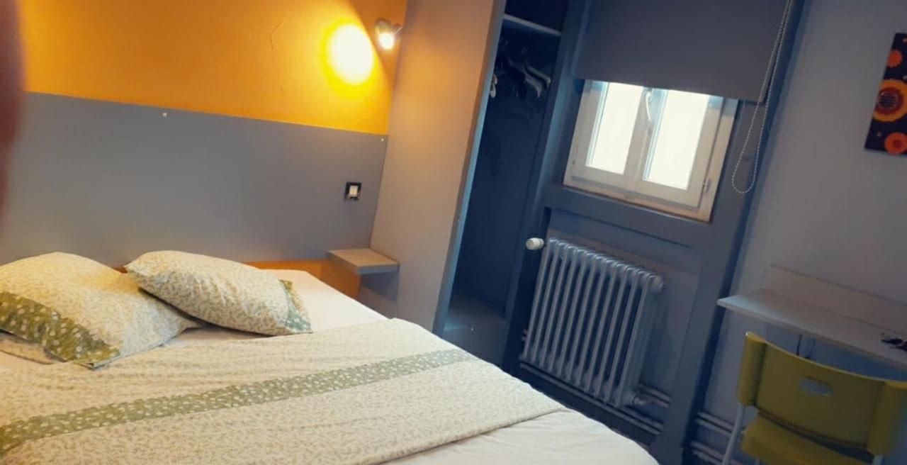 Le Fecamps Hotel Bolbec Bagian luar foto