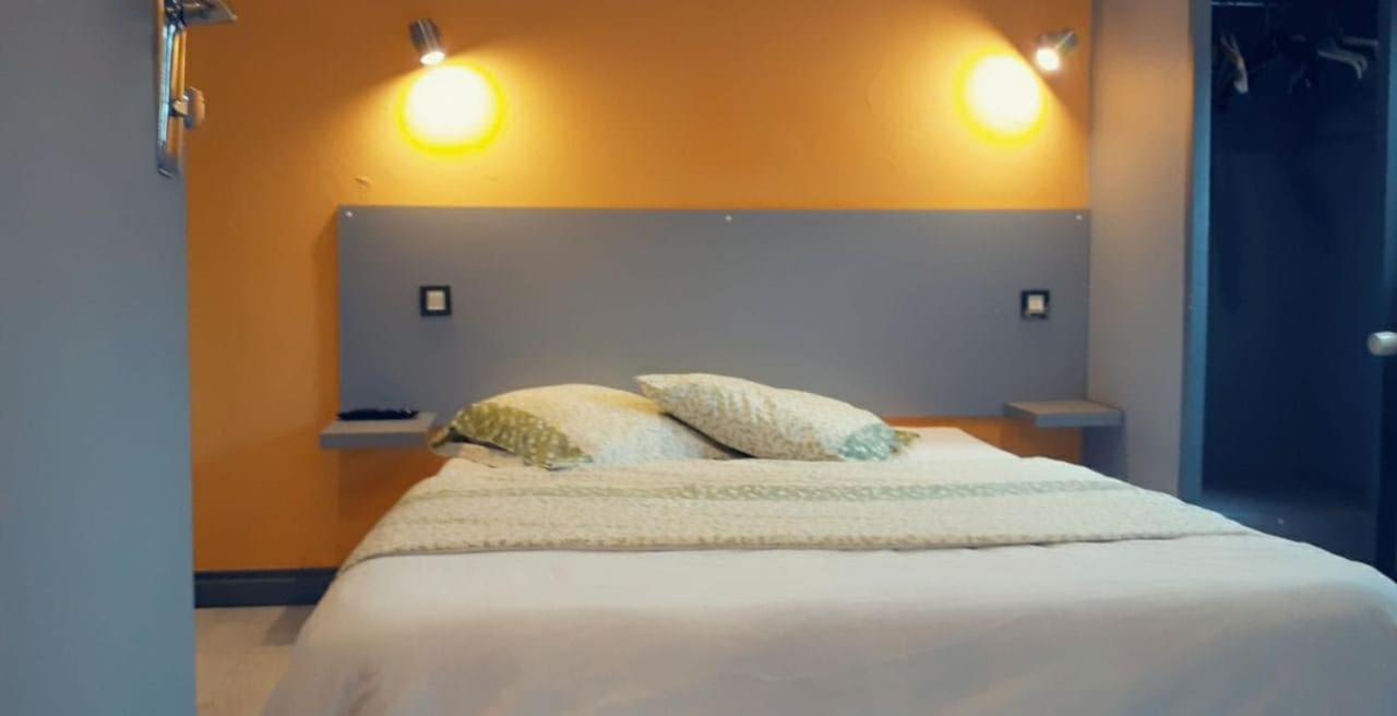 Le Fecamps Hotel Bolbec Bagian luar foto