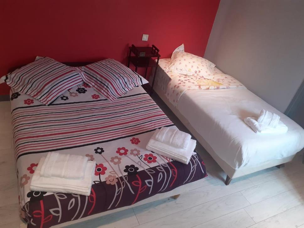 Le Fecamps Hotel Bolbec Bagian luar foto