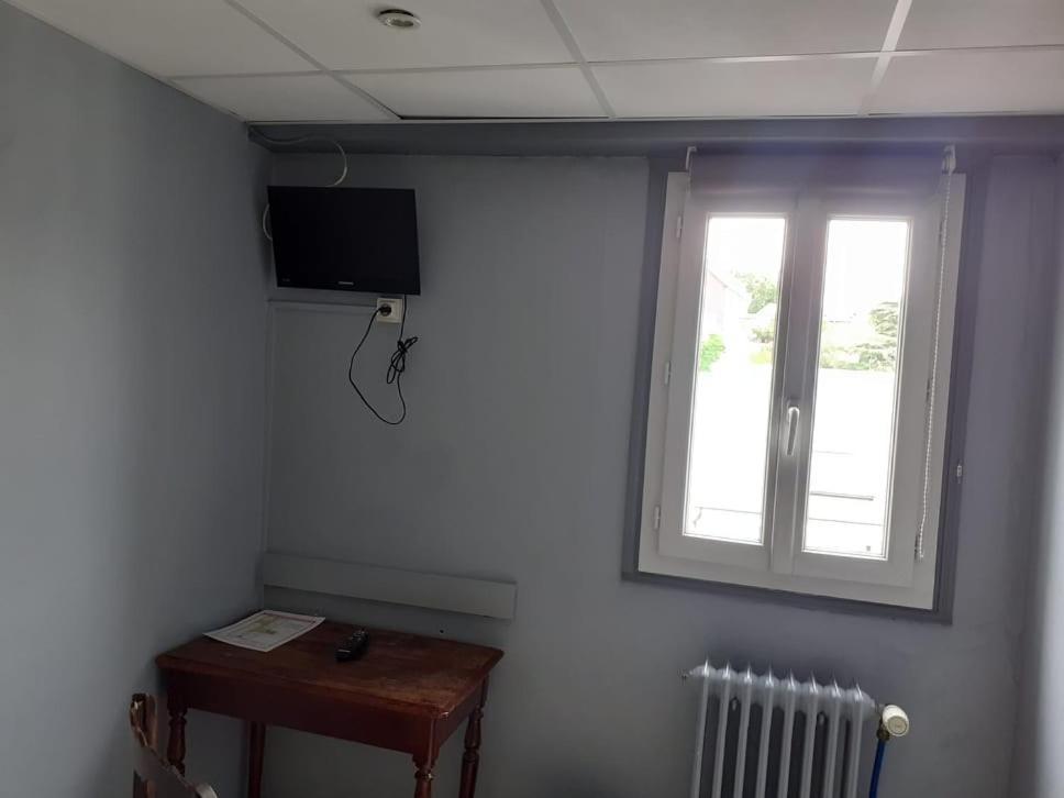 Le Fecamps Hotel Bolbec Bagian luar foto