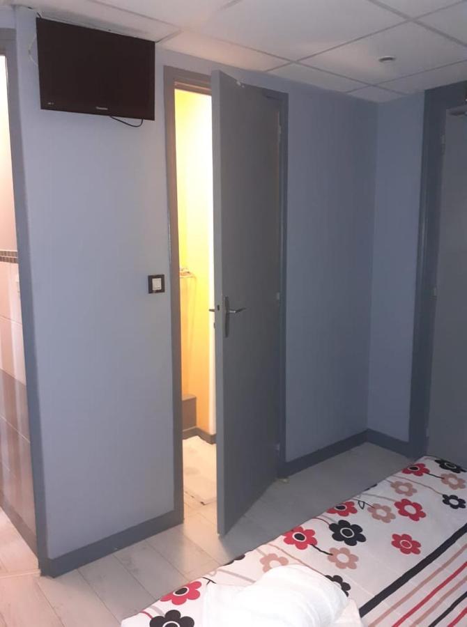 Le Fecamps Hotel Bolbec Bagian luar foto