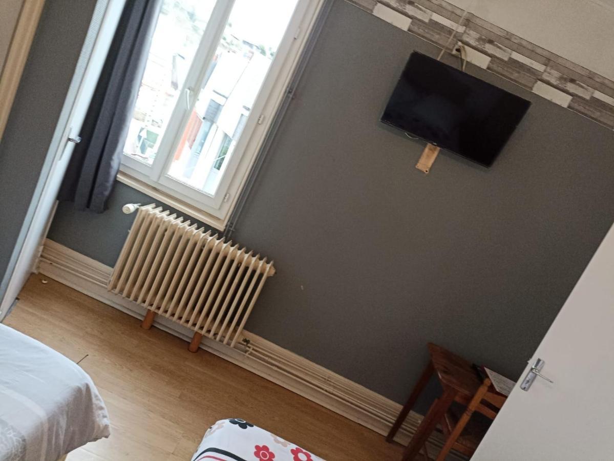 Le Fecamps Hotel Bolbec Bagian luar foto